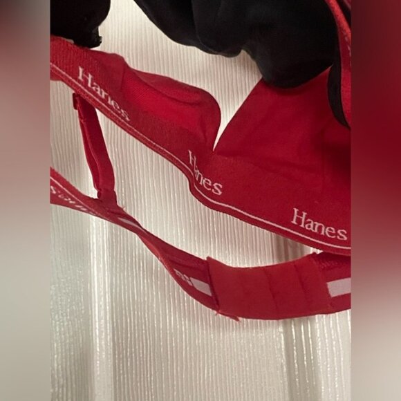 Hanes Originals Black and Red Triangle Cotton Bralette! NWT! Size Small! - Picture 2 of 7